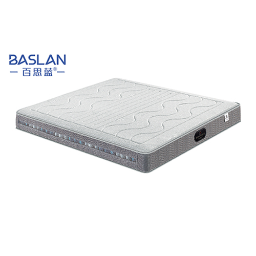 S808